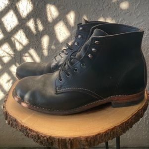 Wolverine 1000 miles - Men’s size 9.5 D